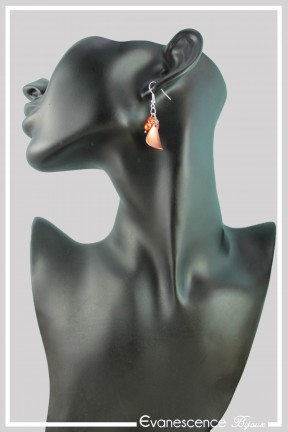 boucles-d-oreilles-chaine-capri-couleur-orange-portees