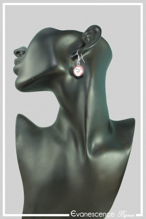 boucles-d-oreilles-cabochon-maman-poule-couleur-rouge-et-blanc-portees